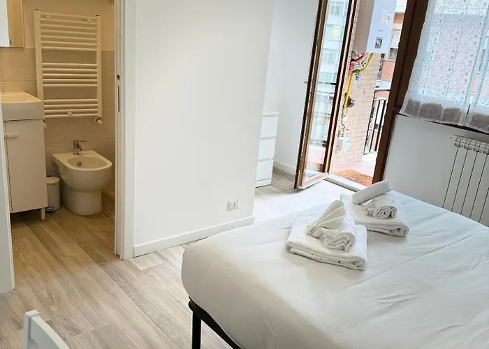 Cerreto Housing Pensión 4*
