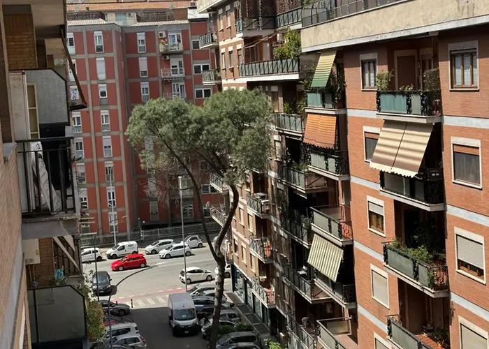 Pensión Cerreto Housing 4*